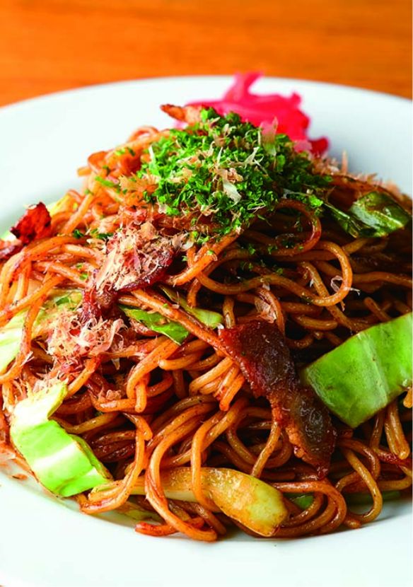 野菜と麺を一緒に炒めてもベチャっとしない！ 屋台風香ばしソース焼きそば