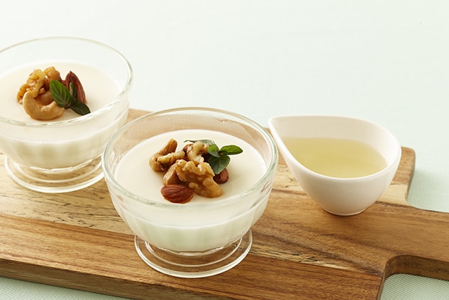 甘みナッツのミルクゼリー