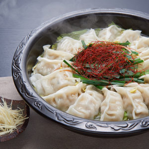 白菜たっぷり餃子鍋