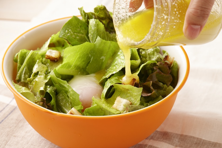 シャカシャカチーズドレッシングサラダ