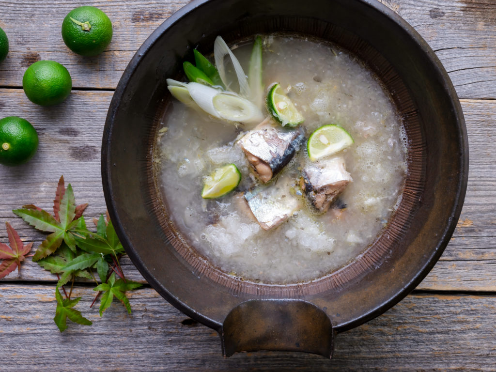さんま缶のみぞれ鍋