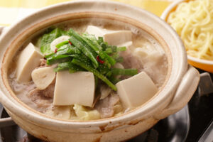 キャベツと豚肉のにんにくみそ鍋