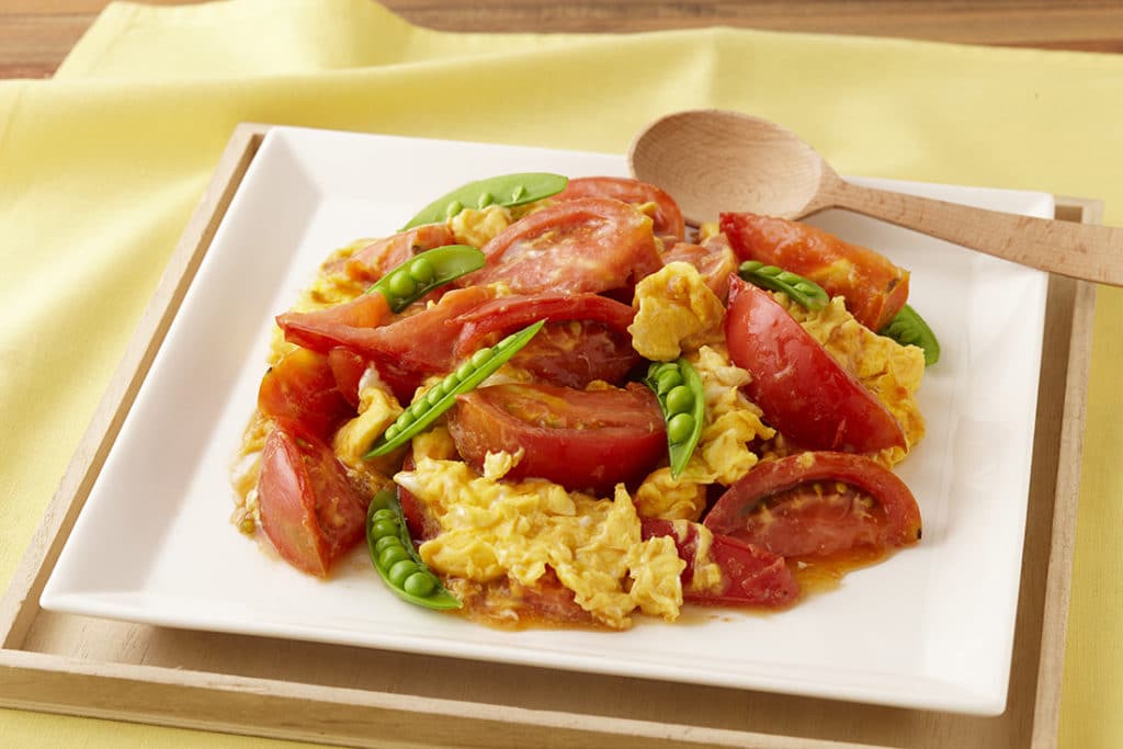 トマトのふんわりぽんず卵炒め