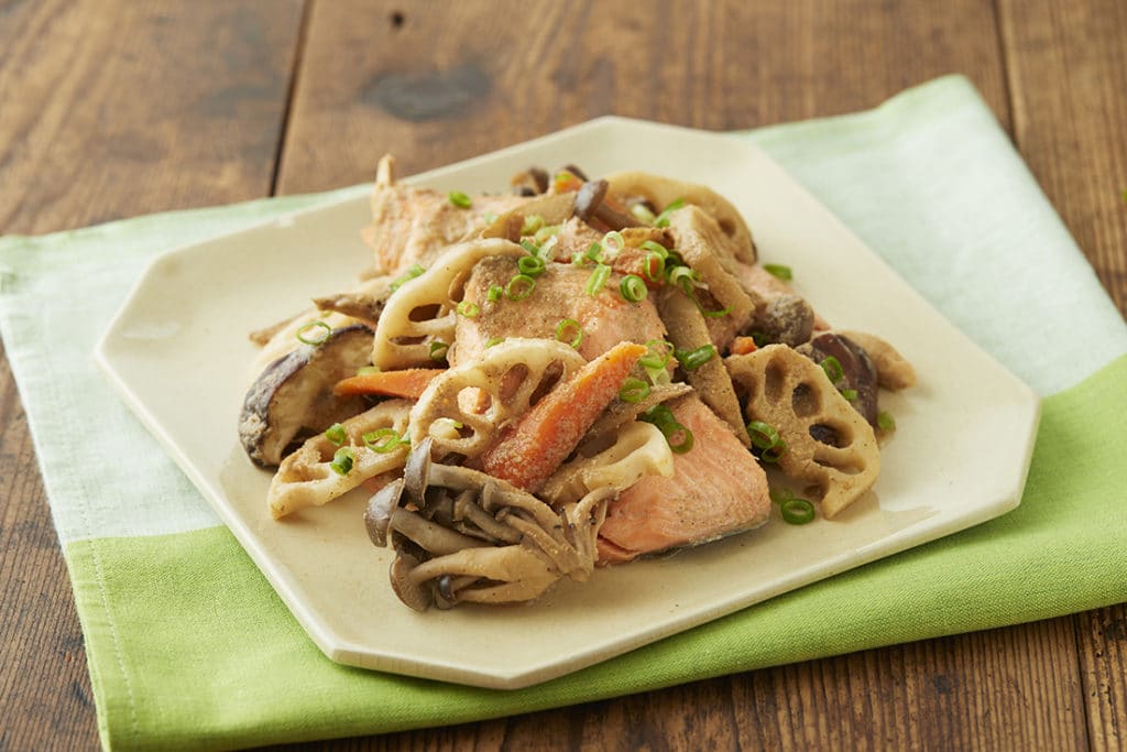 鮭と秋野菜のごま煮