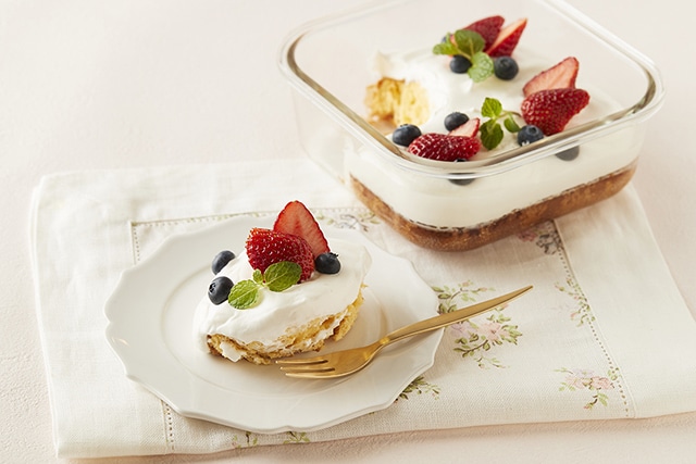 ベリーのスコップケーキ