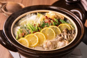 レモンでさっぱりうま塩鶏鍋