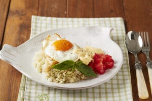 バジルごはん・トマトチーズクリームソース