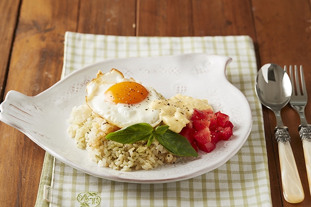 バジルごはん・トマトチーズクリームソース