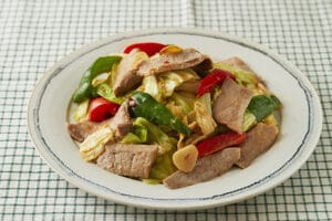 まぐろと春キャベツの回鍋肉風