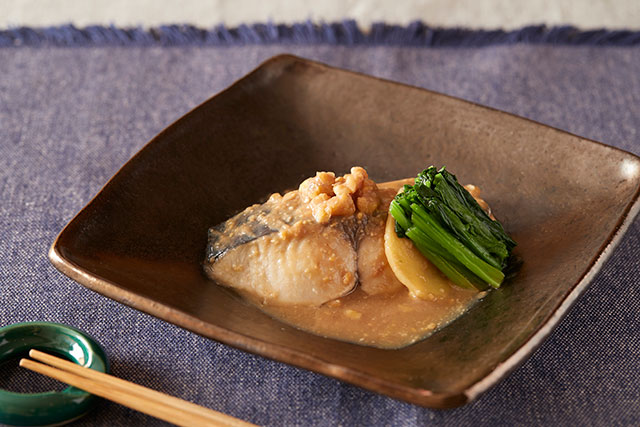 鰆のくるみ味噌煮