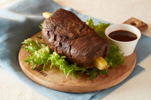 ボリュームたっぷり！～ロールまんが肉～