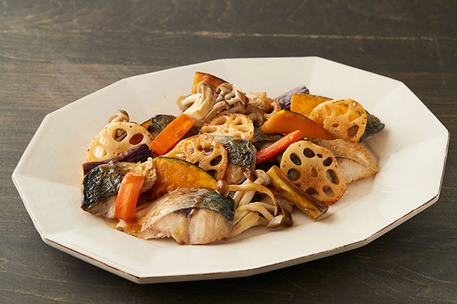 鯖と秋野菜の甘酢炒め