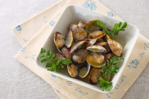 あさりのワイン蒸し