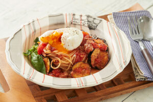 レンチン簡単茄子ミートソースパスタ