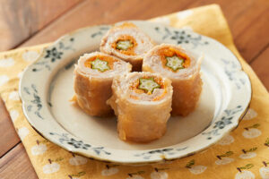 レンチンオクラと人参の豚肉くるくる