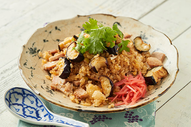 茄子と胡麻のチャーハン