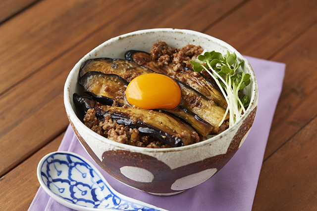 茄子の照り焼きそぼろ丼